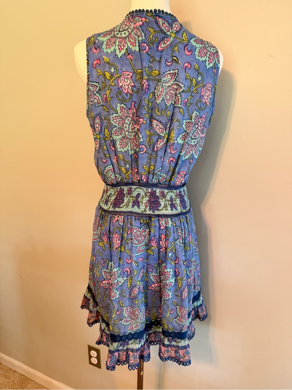 Alicia Bell Dress - Picture 3 of 4